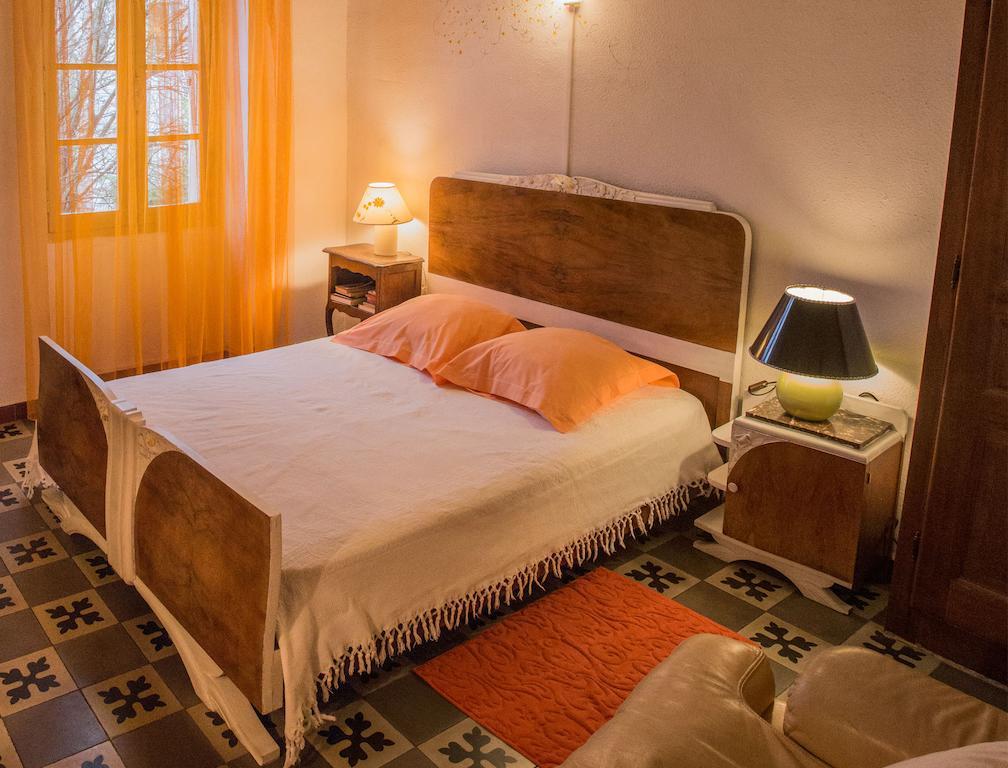 Chez Veronique Chamborigaud Room photo